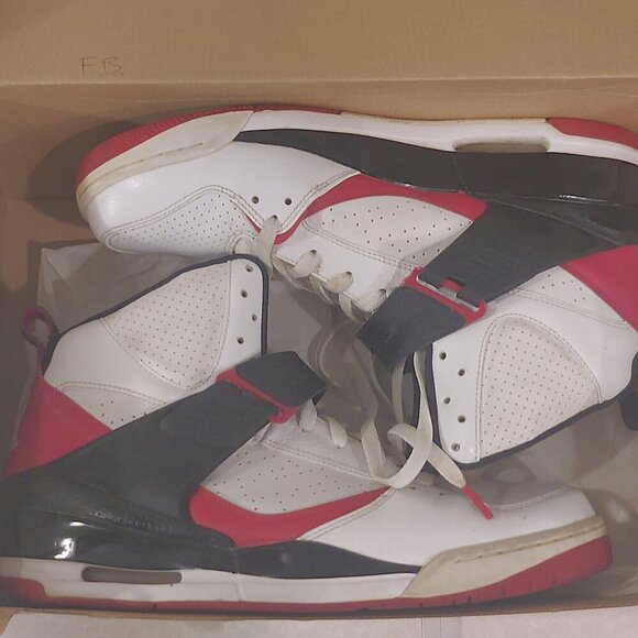 Size 12 - Jordan Flight 45 White Red A Must Have - Picture 10 of 10